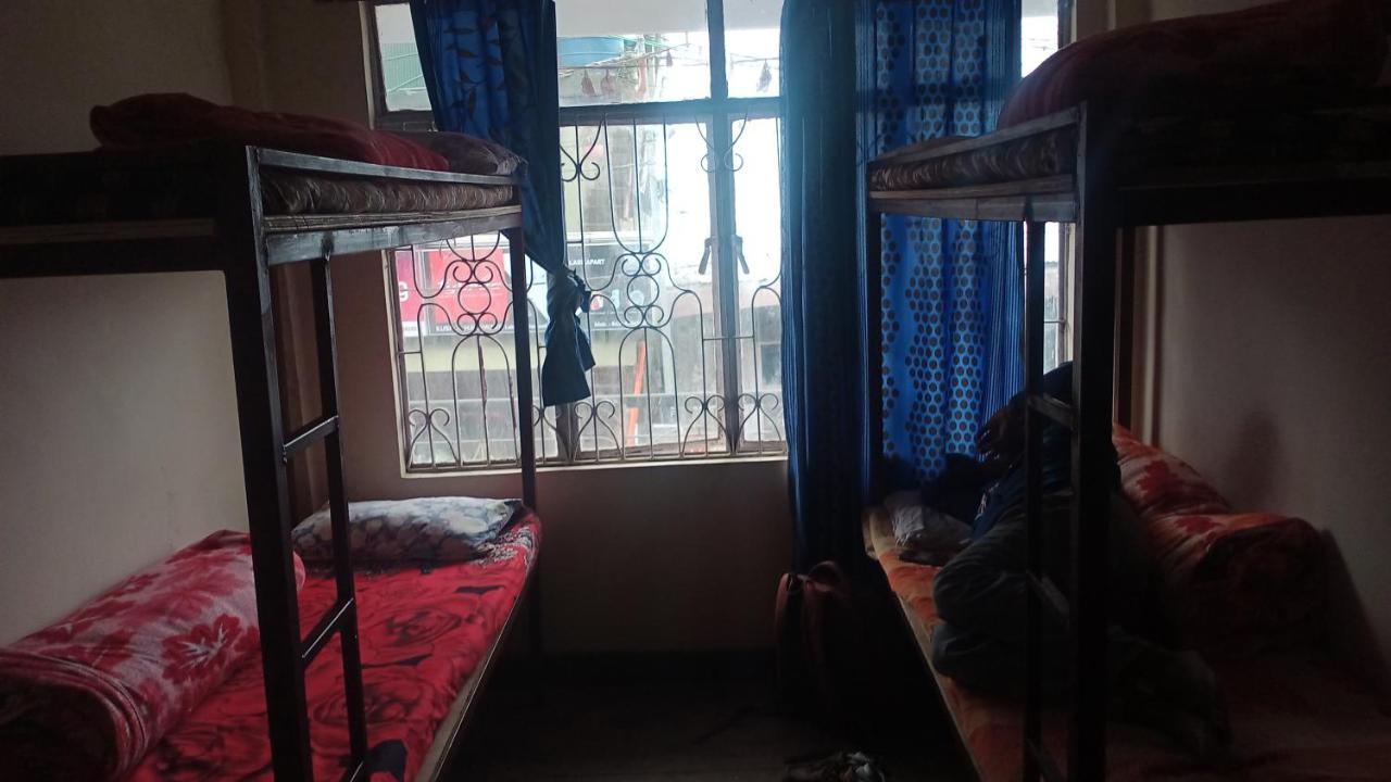 Backpackers Hub Hostel Darjeeling  Exterior photo