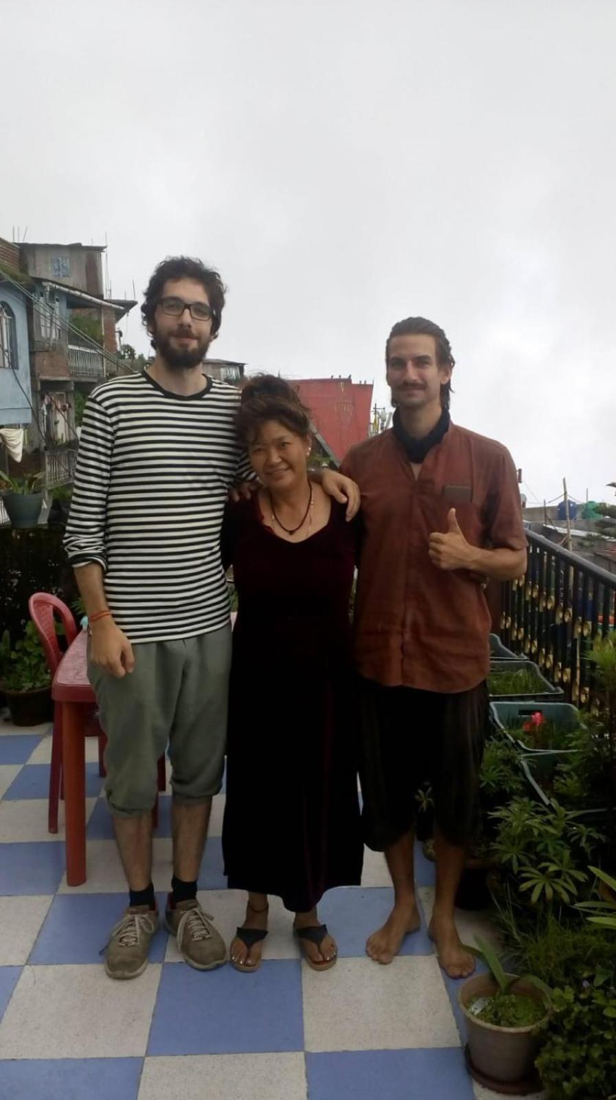 Backpackers Hub Hostel Darjeeling  Exterior photo