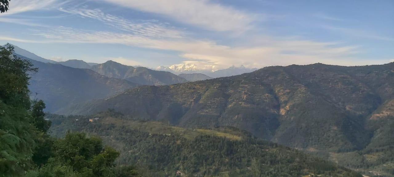 Backpackers Hub Hostel Darjeeling  Exterior photo