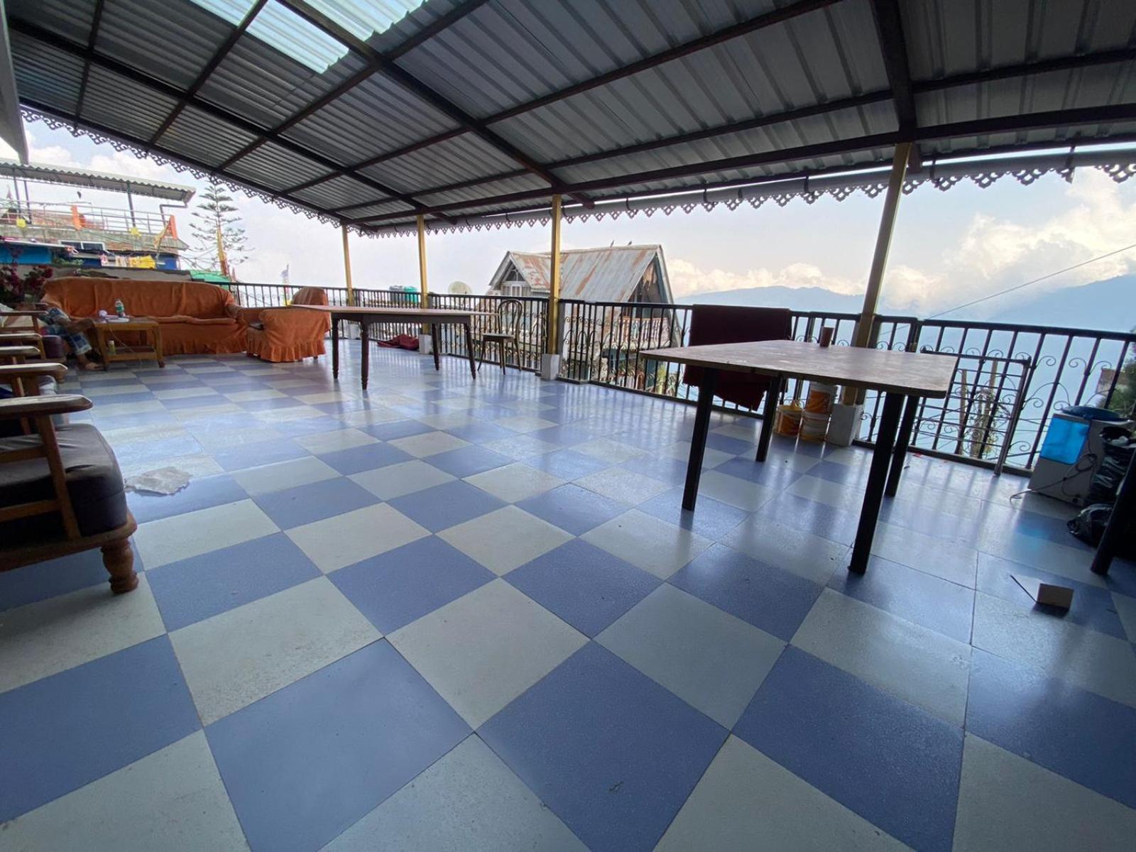 Backpackers Hub Hostel Darjeeling  Exterior photo