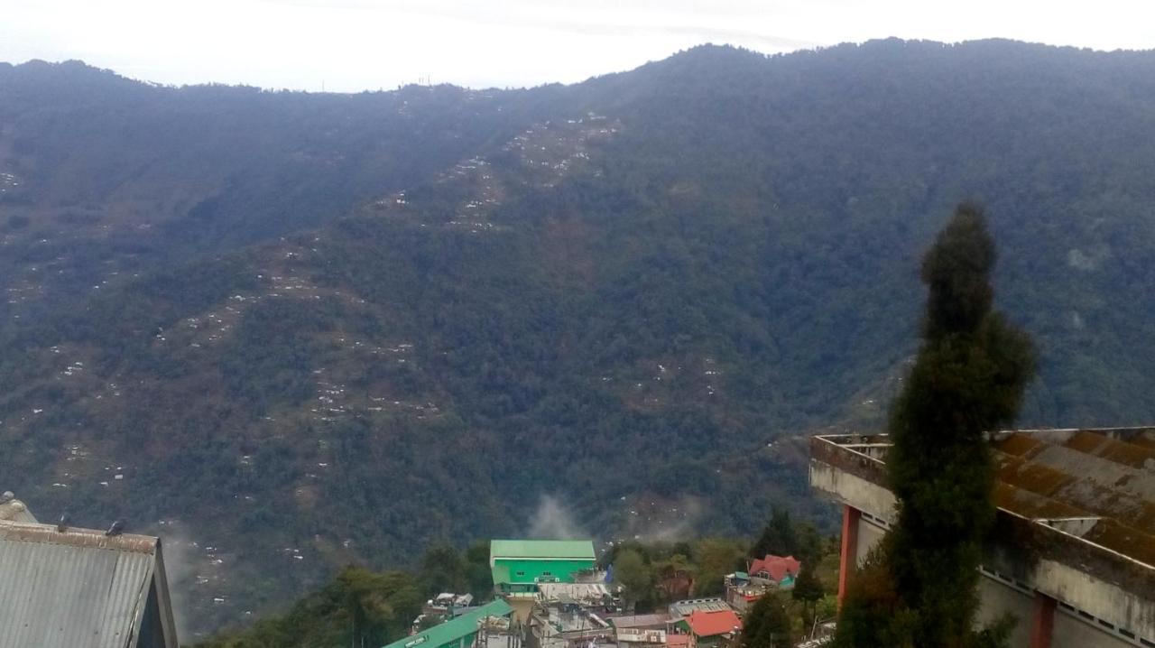 Backpackers Hub Hostel Darjeeling  Exterior photo